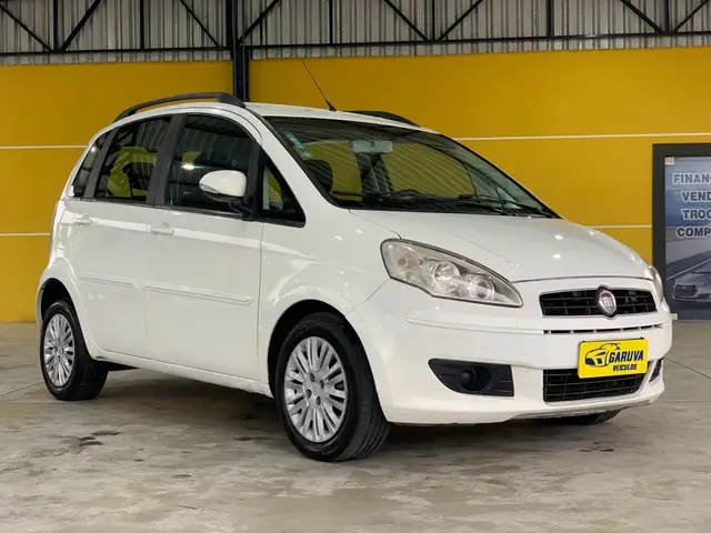 Carro Fiat Idea 2013 Essence 1.6 16V E.TorQ (Flex)