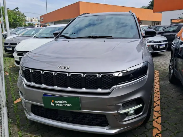 Carro Jeep Commander 2023 Overland 1.3 T270