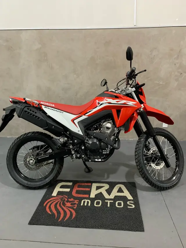 Moto Honda XR 300L 2025 Tornado