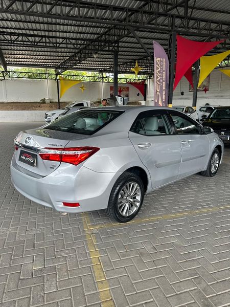 Corolla 2.0 XEi Multi-Drive S (Flex)