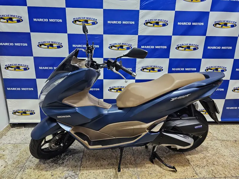 Honda PCX 160 DLX ABS