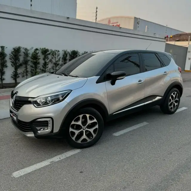 Carro Renault Captur 2018 Intense 2.0 16v (Aut) (Flex)