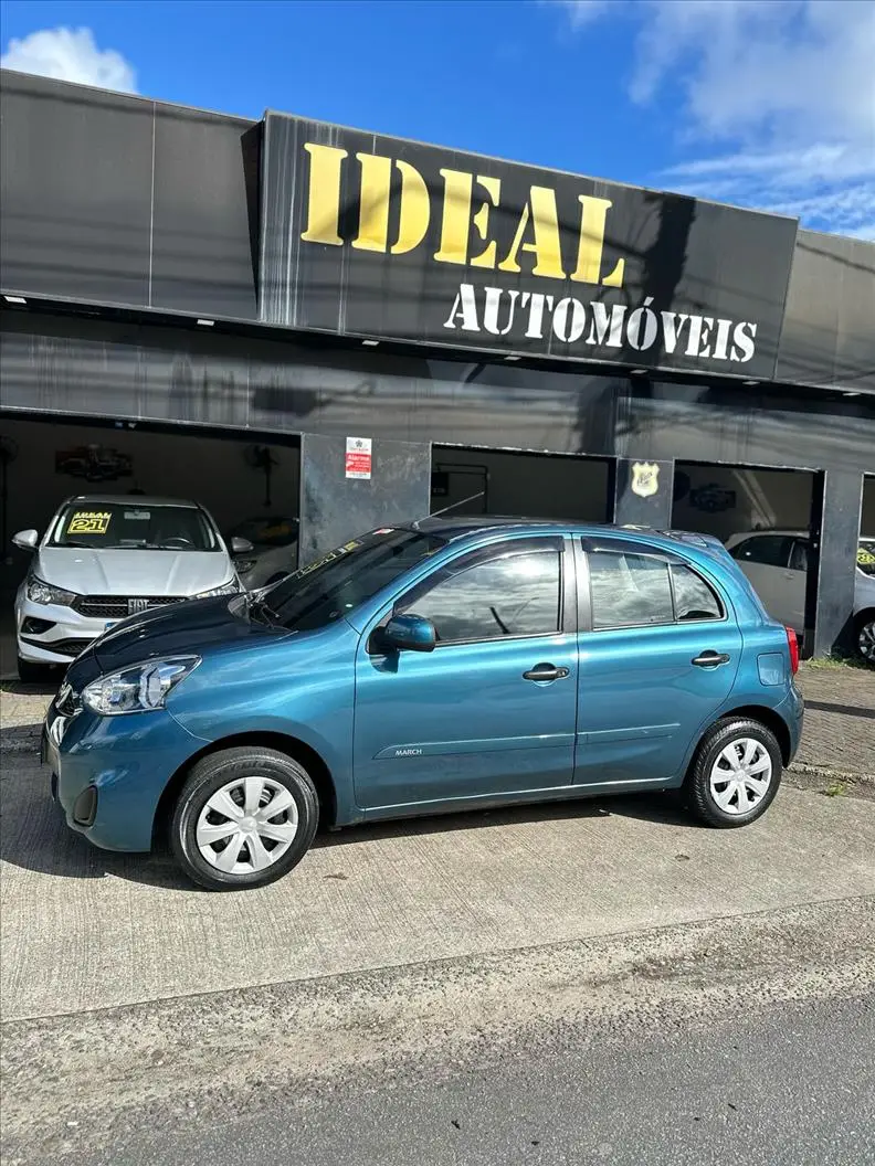 Nissan March 1.0 12V S (Flex)