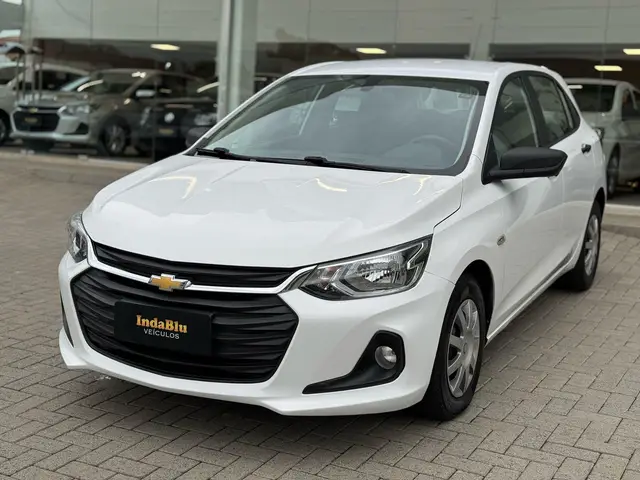 Carro Chevrolet Onix 2024 LT 1.0