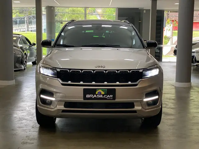 Carro Jeep Commander 2023 Overland 2.0 TD380
