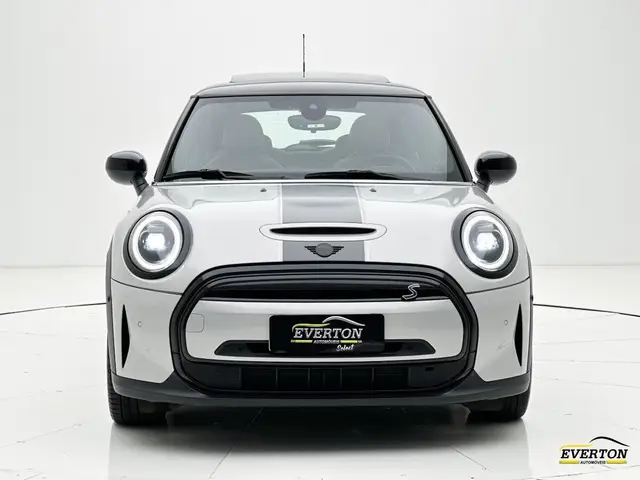 Carro MINI Cooper Countryman 2023 S E ALL4 1.5 (Híb.)
