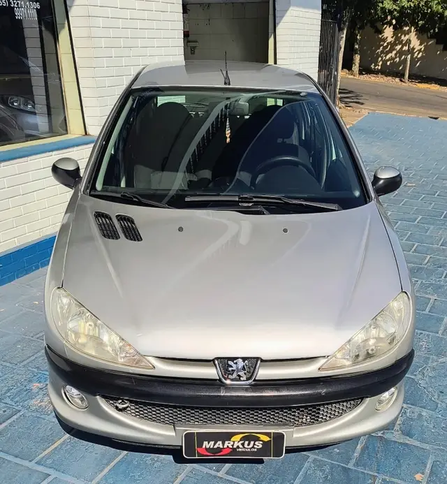 Carro Peugeot 206 2007 Hatch. Presence 1.4 8V (flex) 2p