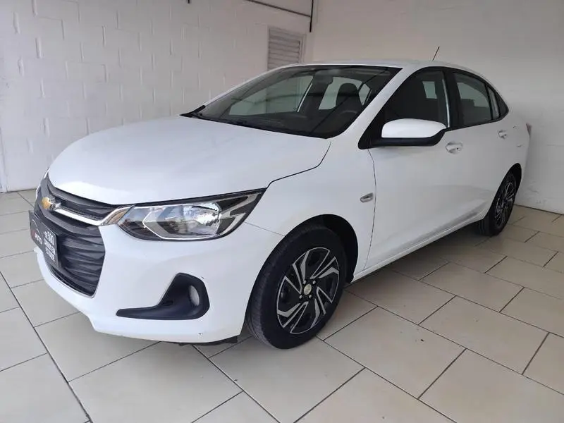 Chevrolet Onix Plus LT 1.0