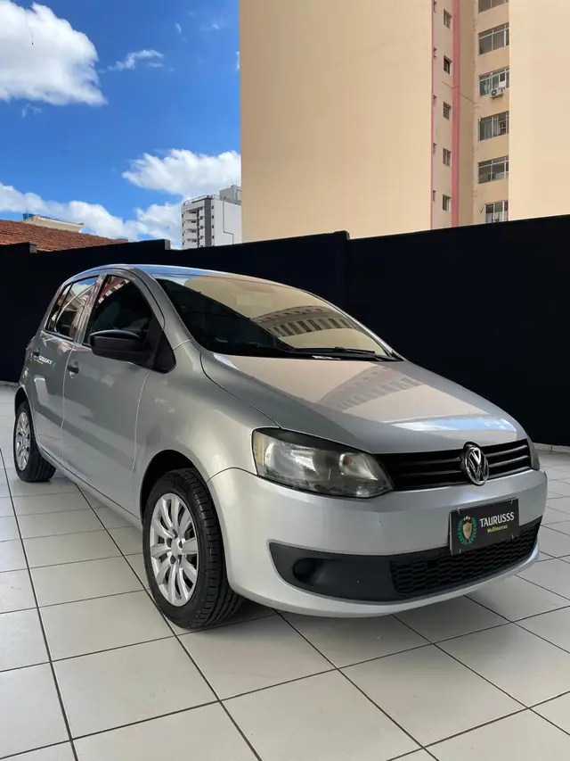 Carro Volkswagen Fox 2014 1.6 VHT (Flex)