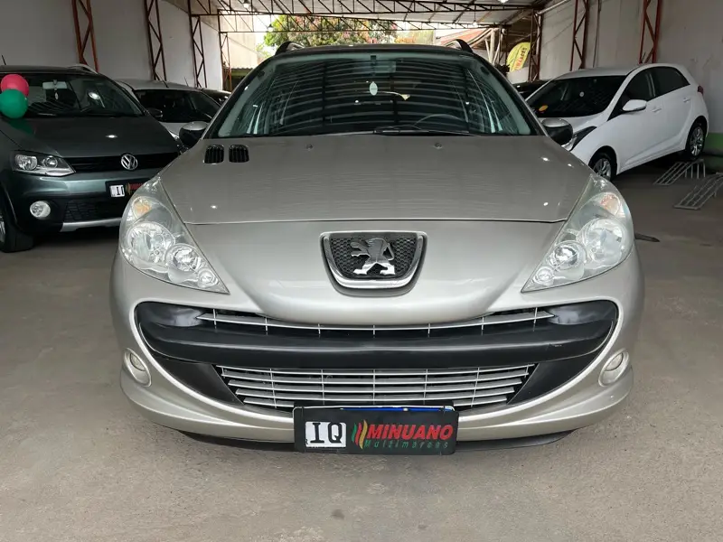 Peugeot 207 SW XR S 1.4 8V (flex)