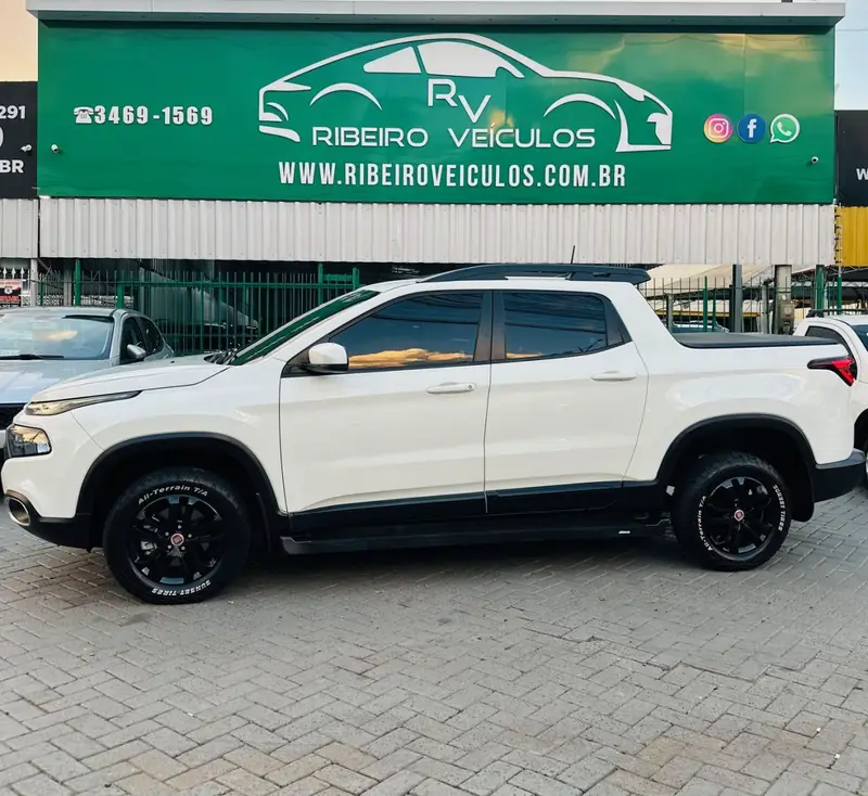 Fiat Toro Freedom 1.8 AT6 4x2 (Flex)