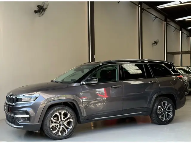 Carro Jeep Commander 2023 Limited 1.3 T270