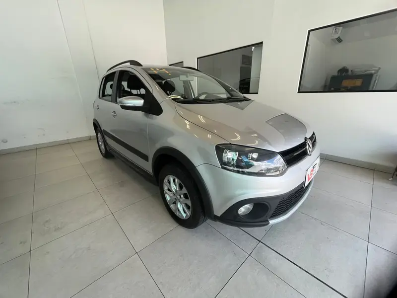 Volkswagen CrossFox I-Motion 1.6 VHT (Flex)