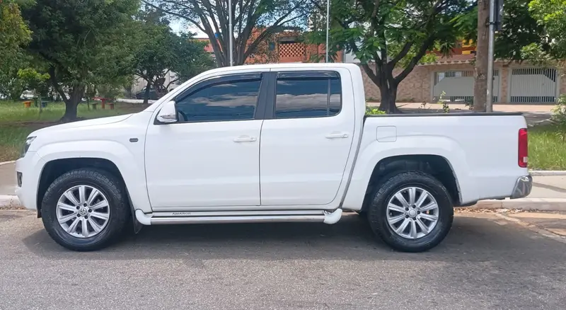 Volkswagen Amarok 2.0 CD 4x4 TDi Highline (Aut)