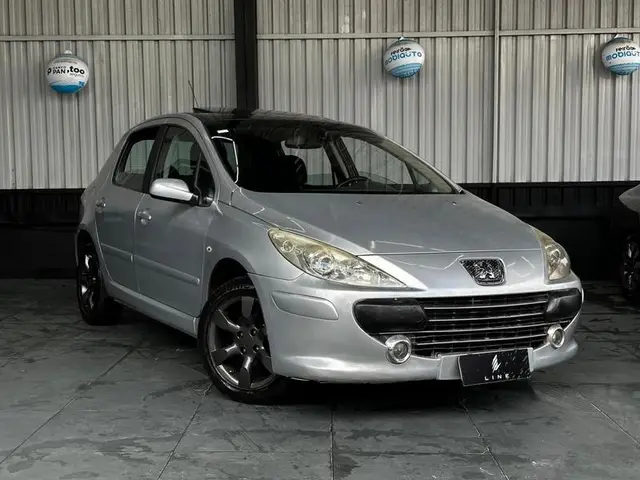 Carro Peugeot 307 2011 Hatch. Presence 1.6 16V (flex)