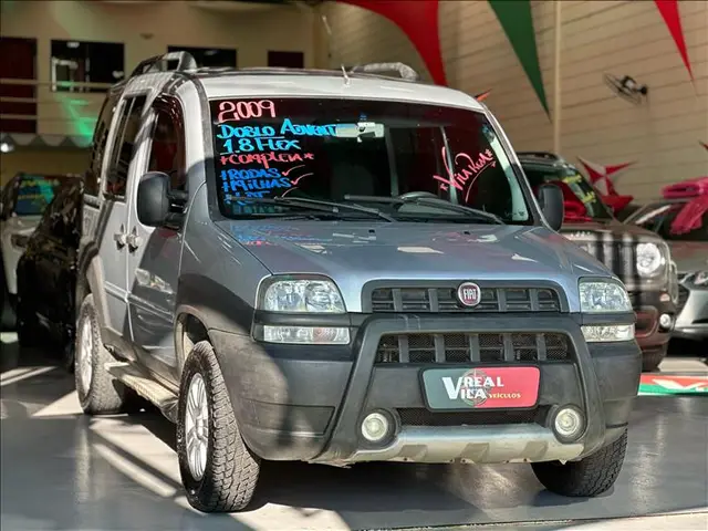 Carro Fiat Doblò 2009 Adventure 1.8 8V (Flex)