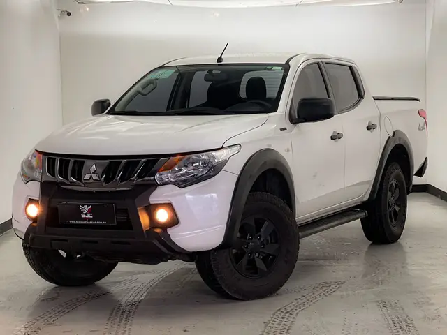 Carro Mitsubishi L200 2023 Triton GLS 2.4 Turbo
