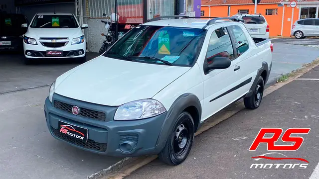 Carro Fiat Strada 2018 Hard Working 1.4 (Flex) (Cabine Dupla)
