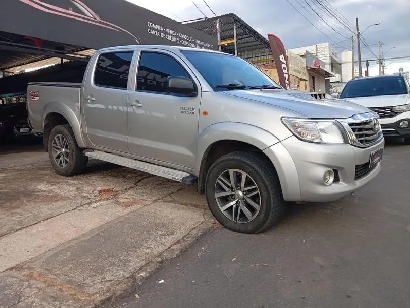 Toyota Hilux 3.0 TDI 4x4 CD SR (Aut)