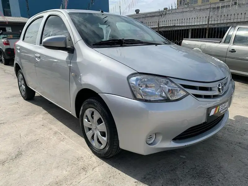 Toyota Etios X 1.3 (Flex)