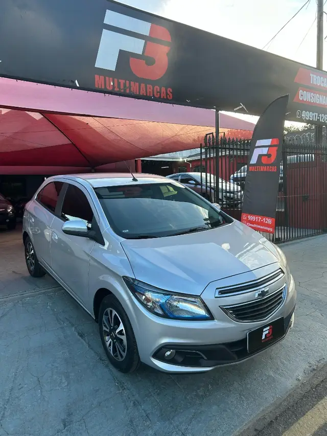 Carro Chevrolet Onix 2015 1.4 LTZ SPE/4