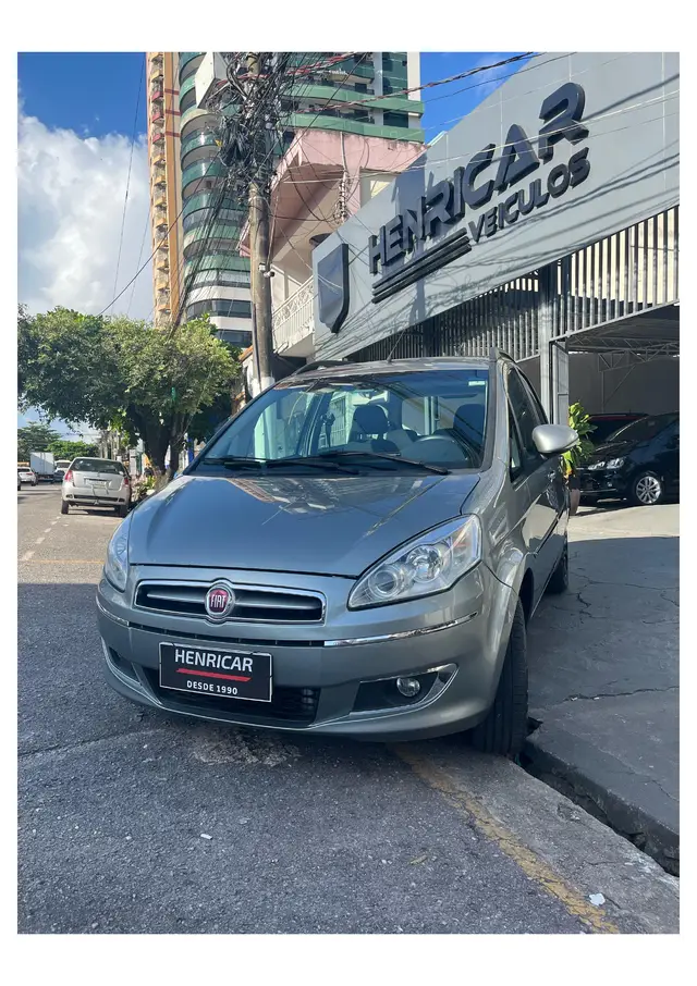 Carro Fiat Idea 2015 Essence 1.6 16V E.TorQ (Flex)