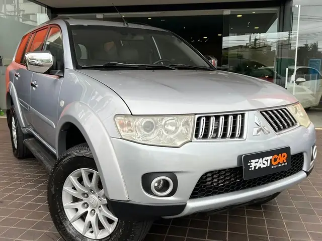 Carro Mitsubishi Pajero Sport 2011 HD 4X4 2.5