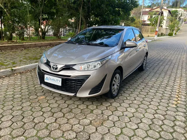Carro Toyota Yaris 2020 1.3 XL Live (Flex)