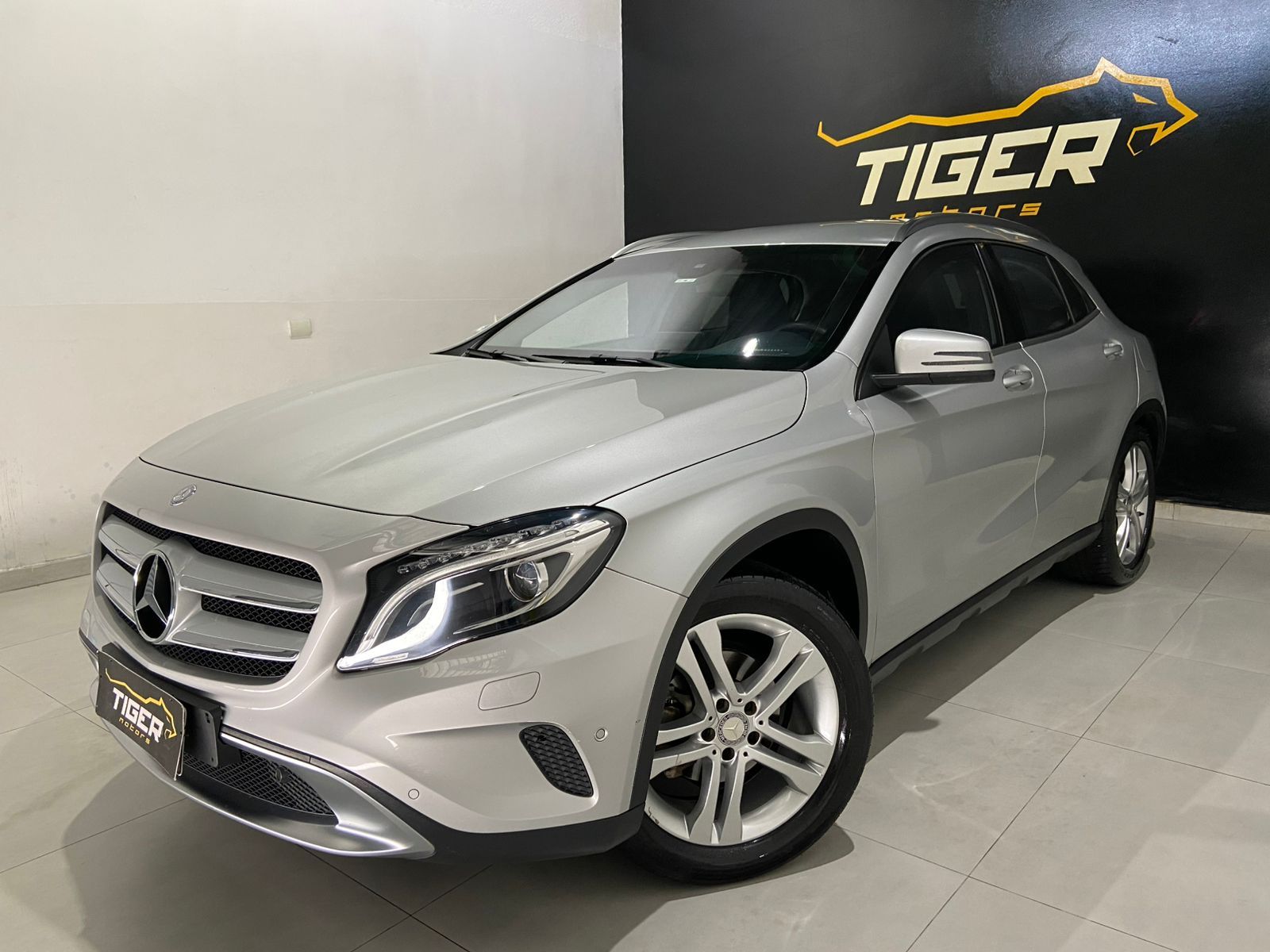 Mercedes-Benz GLA 200