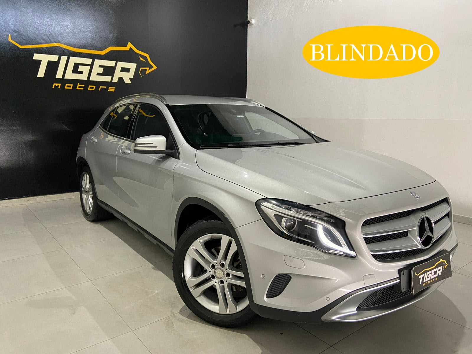 Mercedes-Benz GLA 200
