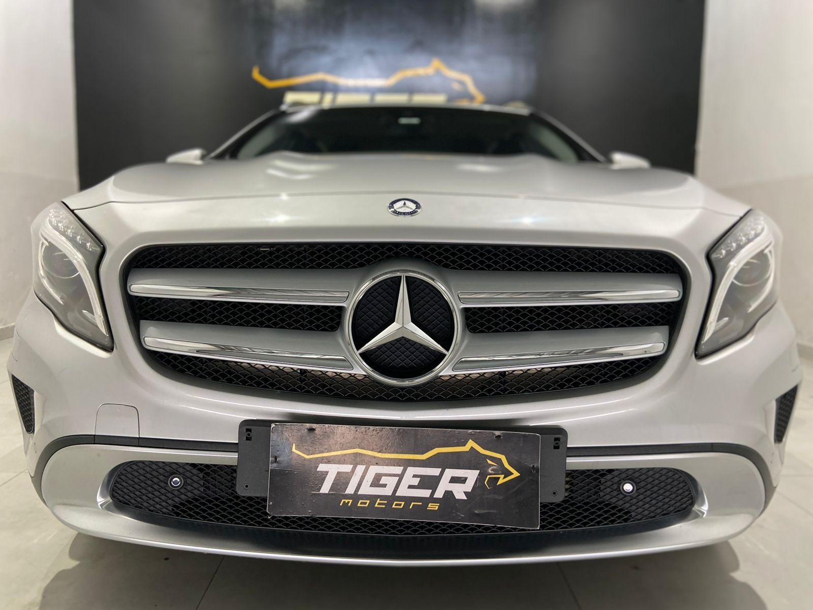 Mercedes-Benz GLA 200