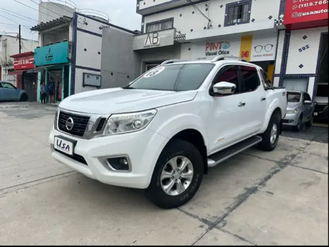 Carro Nissan Frontier 2018 2.3 TD CD LE 4x4 (Aut)