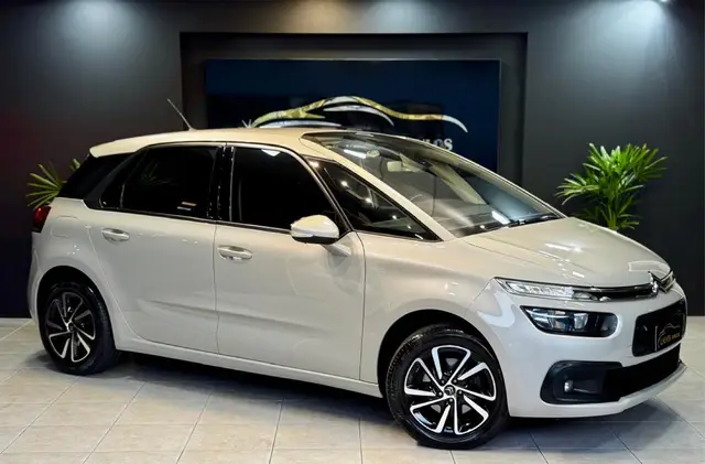 Carro Citroën C4 Picasso 2017 1.6 16V THP Seduction (Aut)