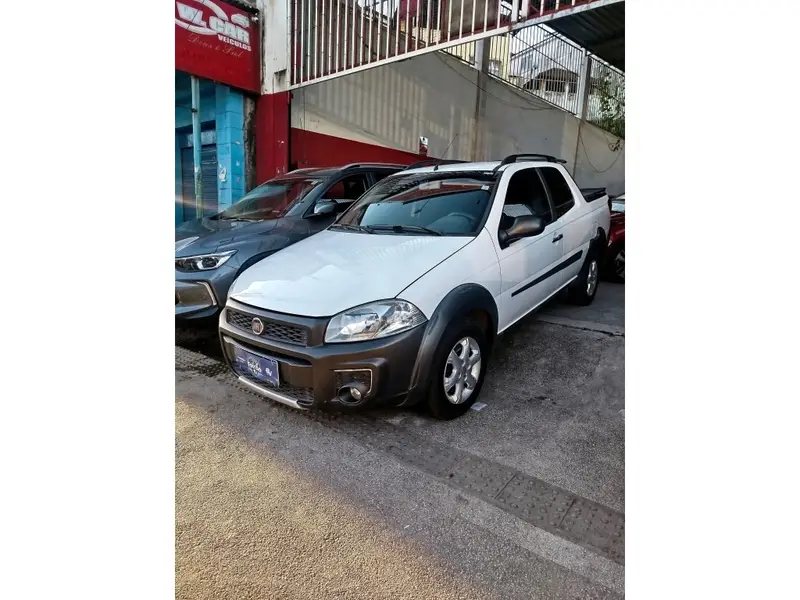 Fiat Strada Working 1.4 (Flex) (Cabine Dupla)