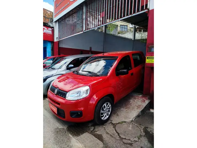 Carro Fiat Uno 2015 Attractive 1.0 8V (Flex) 4p