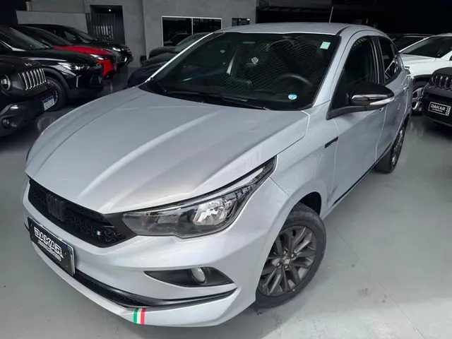 Carro Fiat Cronos 2021 Drive 1.3 (Flex)
