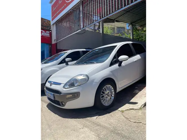 Carro Fiat Punto 2015 Essence 1.6 16V (Flex)