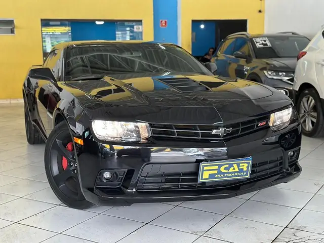 Carro Chevrolet Camaro 2015 SS 6.2