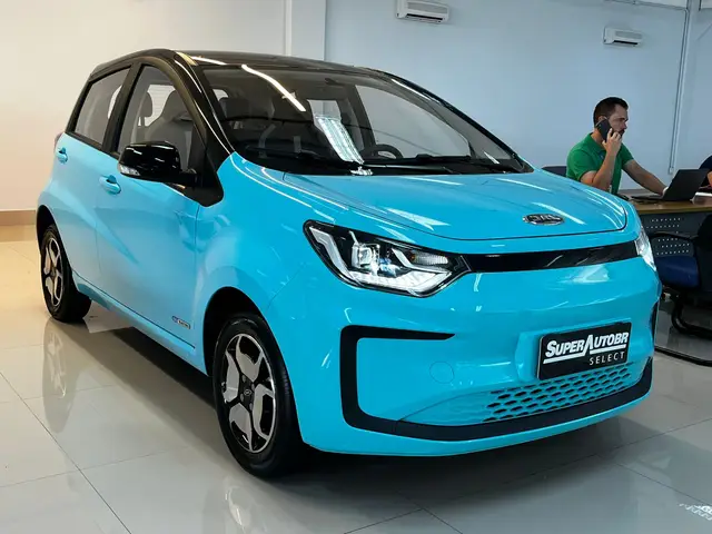 Carro JAC e-JS1 2023 BEV