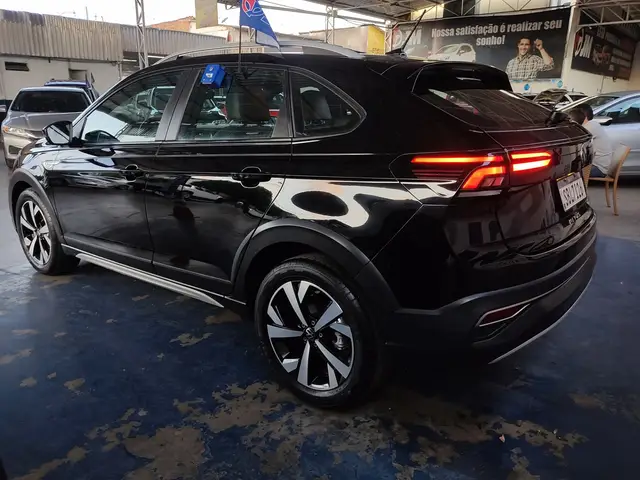 Carro Volkswagen Nivus 2023 Highline 200 TSI