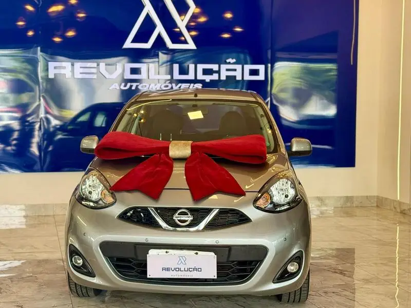 Nissan 1.6 16V SL CVT (Flex)