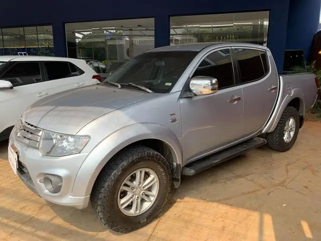 Carro Mitsubishi L200 2015 Triton HPE 3.2 CD TB Int.Diesel Aut