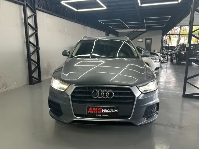 Carro Audi Q3 2017 1.4 TFSI Ambiente S Tronic