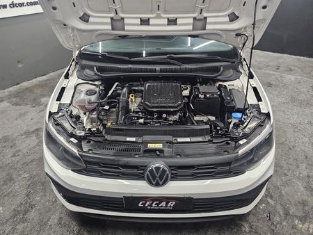 Polo Track 1.0 Flex 12V 5p