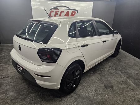 Polo Track 1.0 Flex 12V 5p