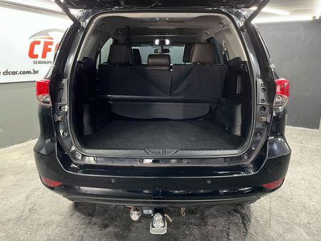 SW4 2.8 TDI SRX 5L 4x4 (Aut)