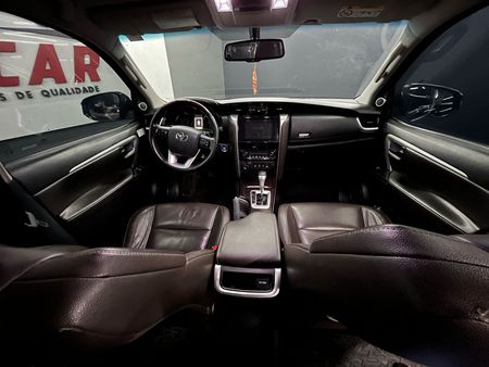 SW4 2.8 TDI SRX 5L 4x4 (Aut)