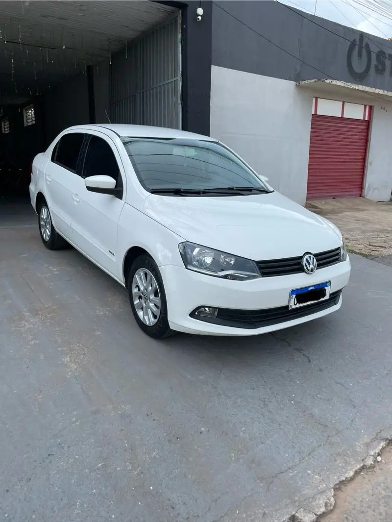Volkswagen Voyage 1.6 VHT City (Flex)