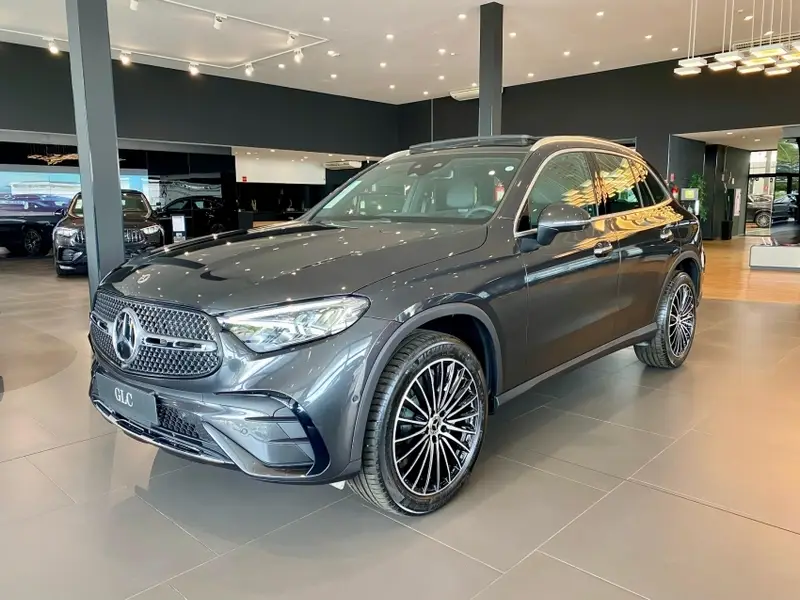 Mercedes-Benz GLC 300 2.0 MHEV 4MATIC AMG LINE
