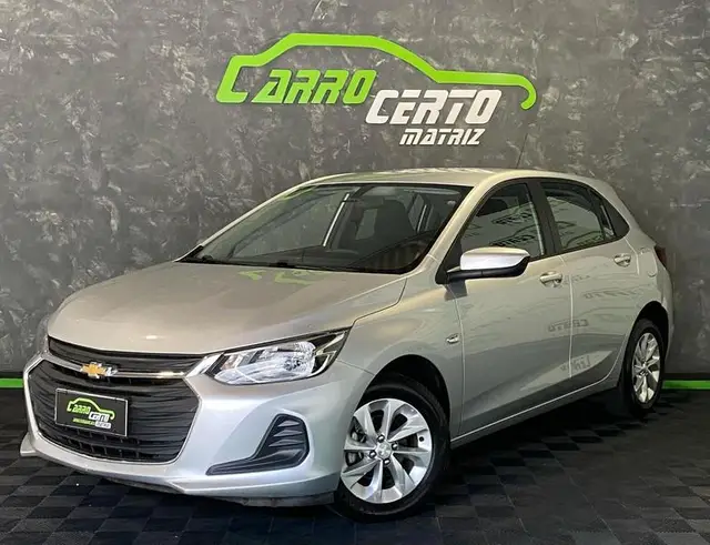 Carro Chevrolet Onix 2022 LT 1.0